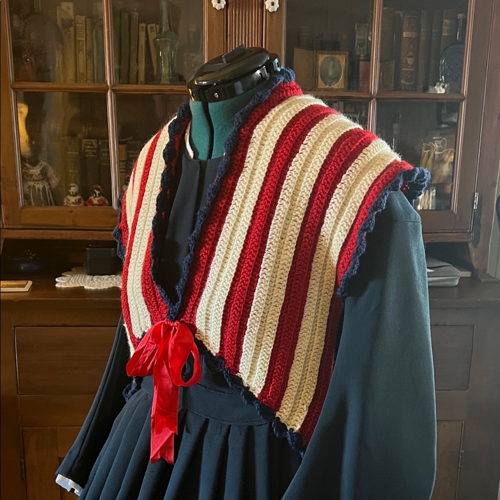 Civil War Victorian Patriotic Women’s Sontag Hug-Me-Tight M-XL - Picture 7 of 7